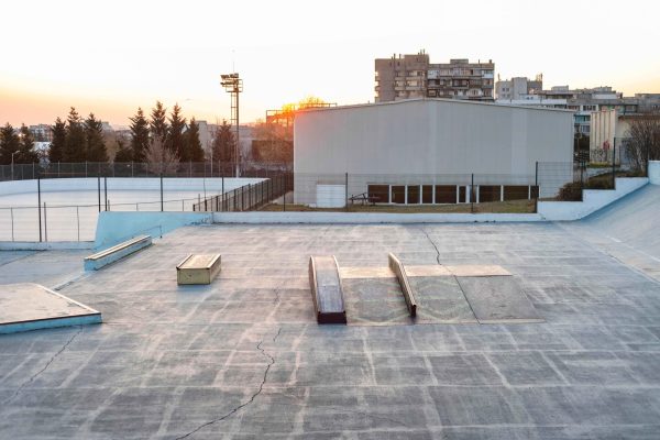 skateboard-rink-view_11zon